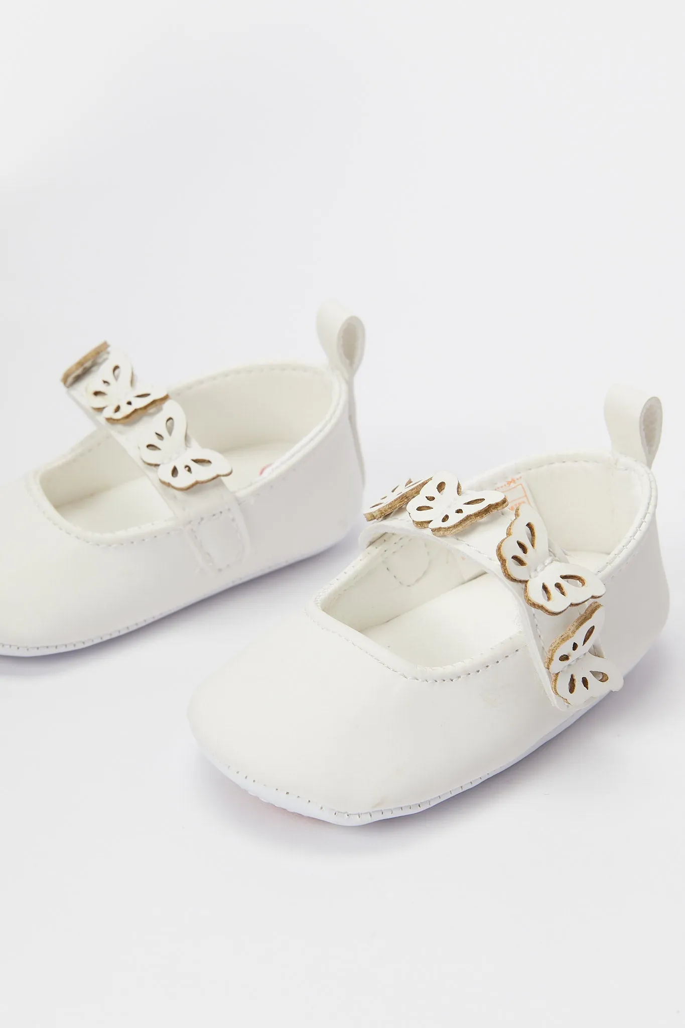 Baby White Butterfly Trim Pram Shoe