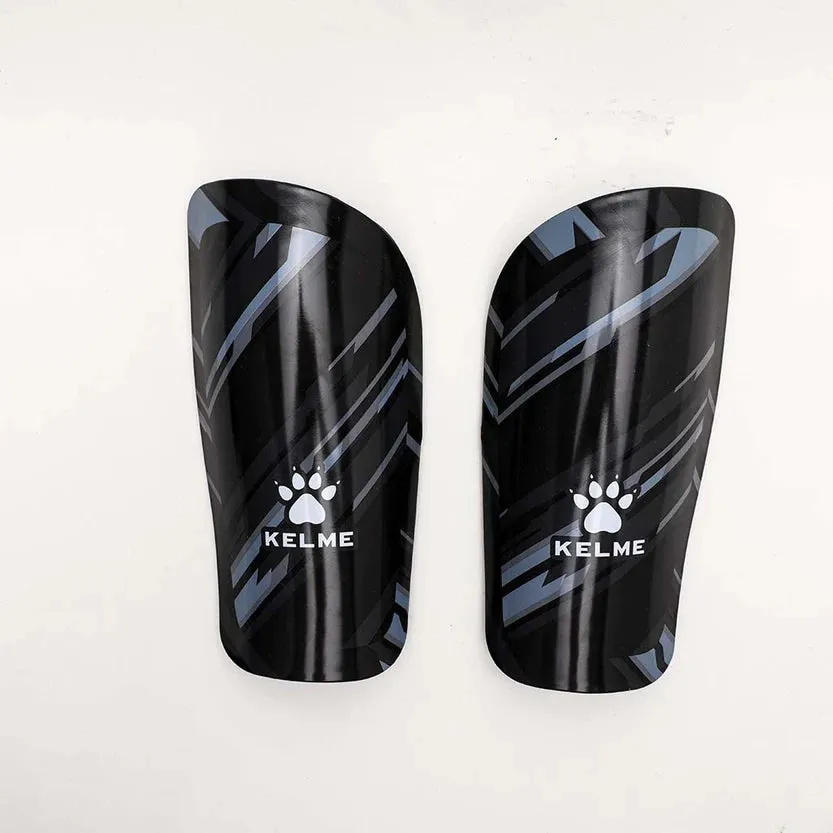 Kelme Shin Pads