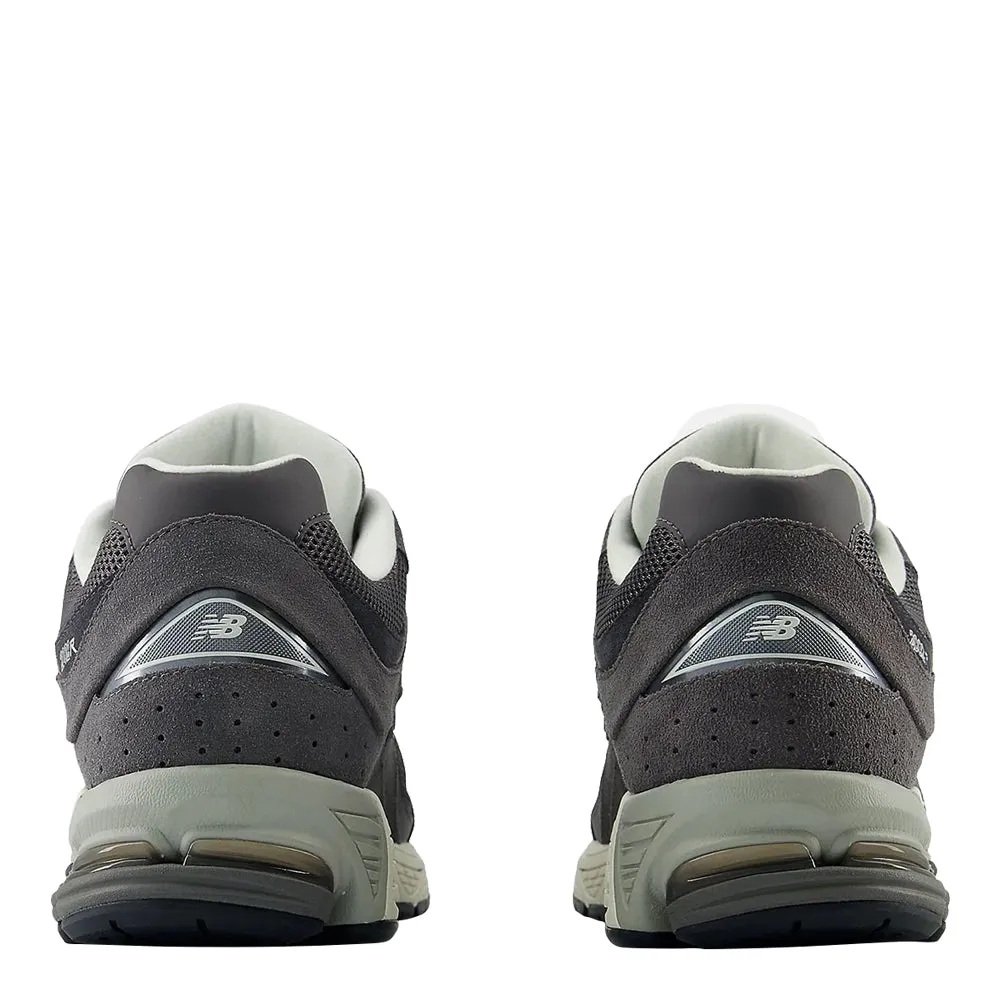 New Balance Men's 2002R Shoes