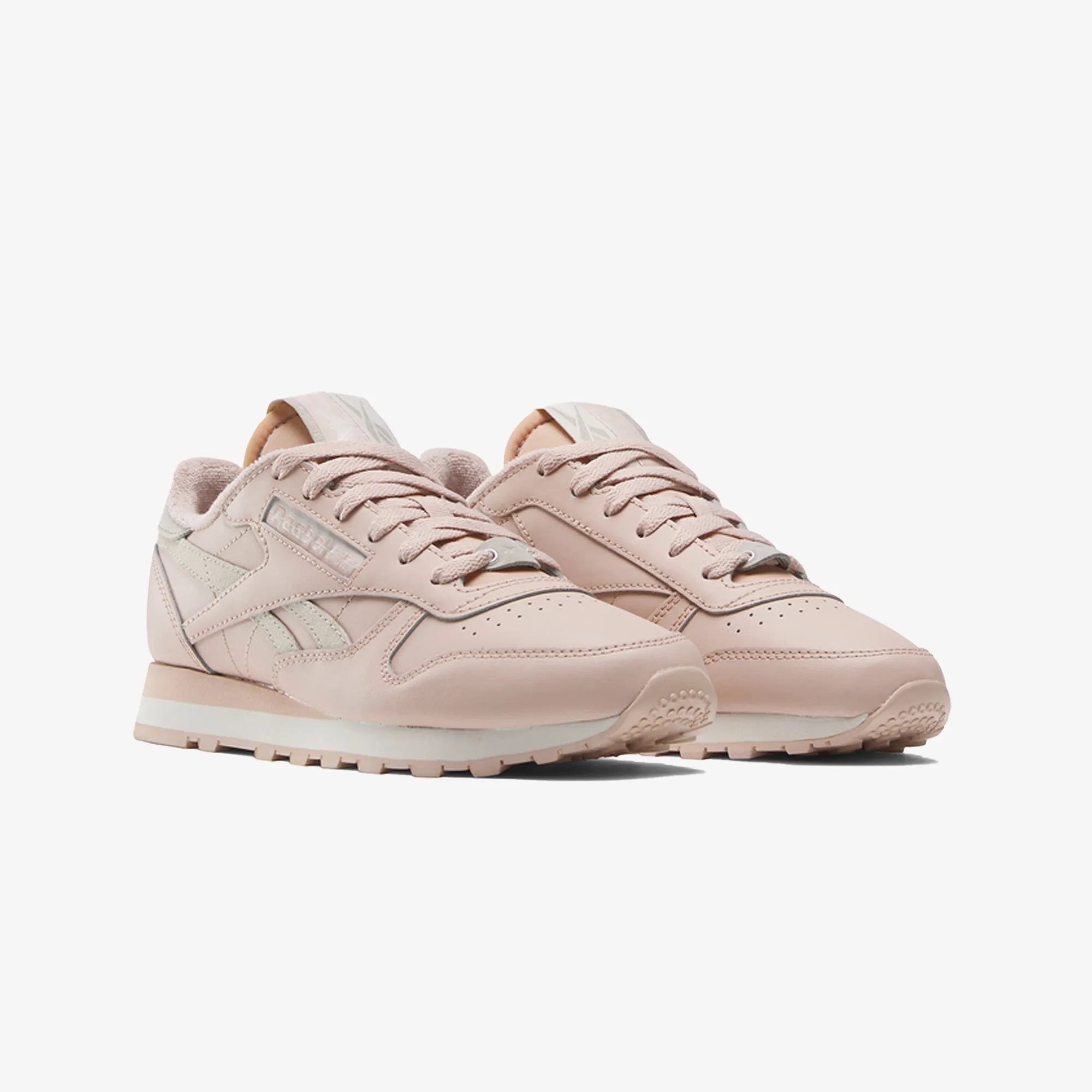 Reebok | WMN'S CLASSIC LEATHER  { BONE/ASH