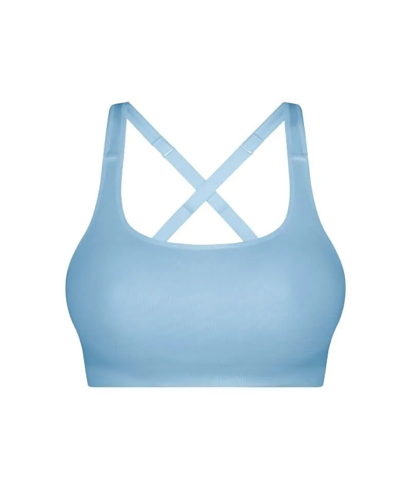 Triumph Triaction Ultra Seamfree Sports Bra - Sky Blue