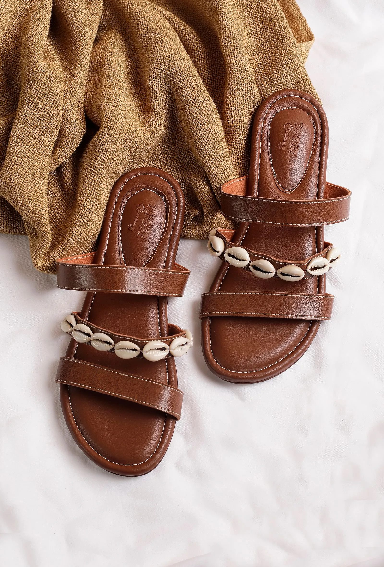 Walnut Cowrie Shell Criss Cross Sliders